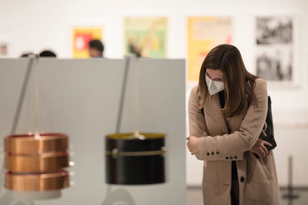 <strong>多位教授出席“交织的轨迹：德国现代设计1945-1990”特展研讨会 针对德国现代设计深入讨论</strong>